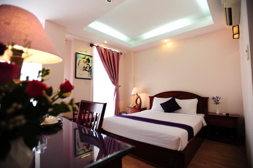 Violet Hotel Nha Trang Exterior photo