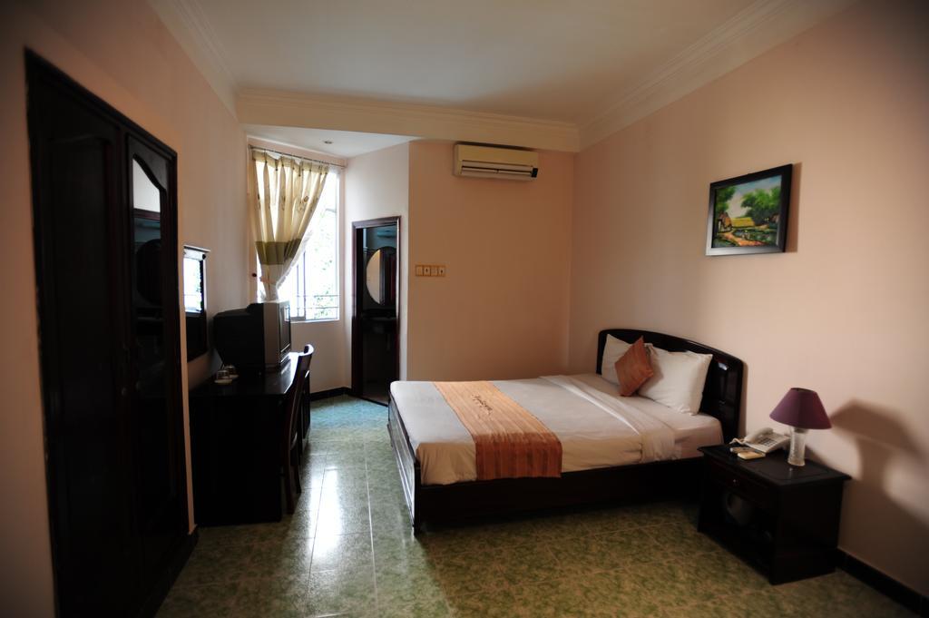 Violet Hotel Nha Trang Exterior photo